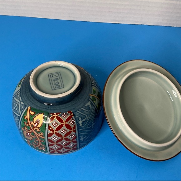 Colorful Patterned Ceramic Vases - Picture 7 of 10